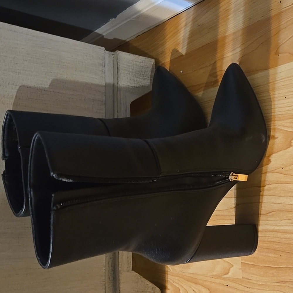 Lulu's Black Heeled Boots